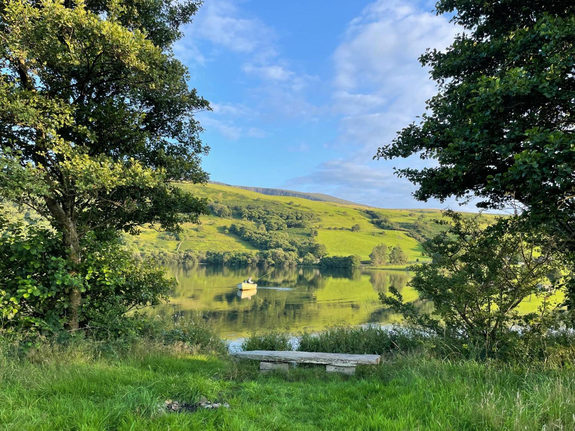 Trigonos - Quiet, Peaceful, Vegetarian B&B And Retreat Centre Nantlle Exterior foto